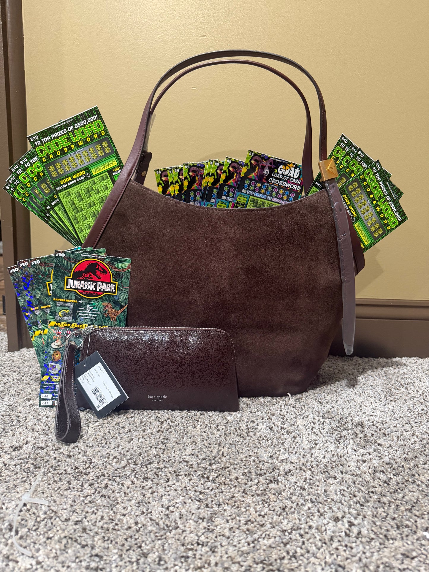 Kate spade Tulip, Wristlet & Scratchers